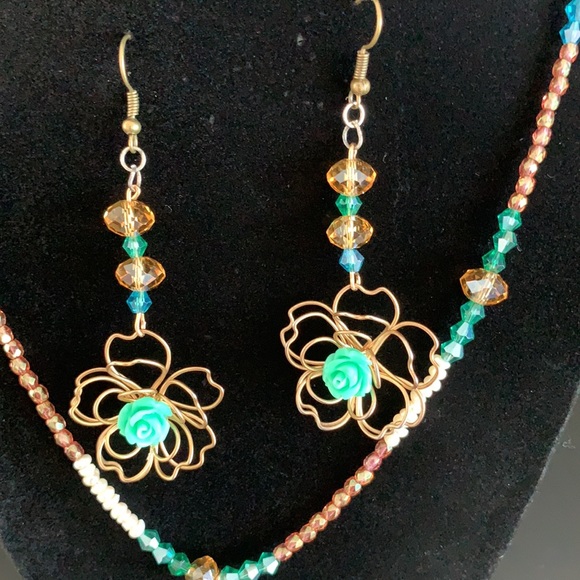 🌺Beautiful unique set with real pearls, Crystal & Czech glass 🌺 NWOT - Picture 6 of 9